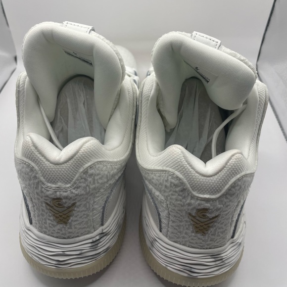 CROSSOVER CULTURE 10.5 - Picture 4 of 10